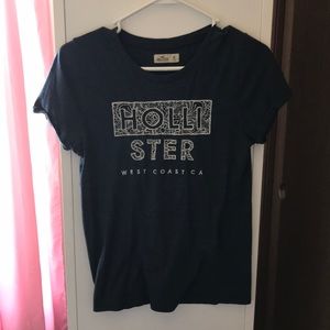 a hollister short sleeve shirt :)